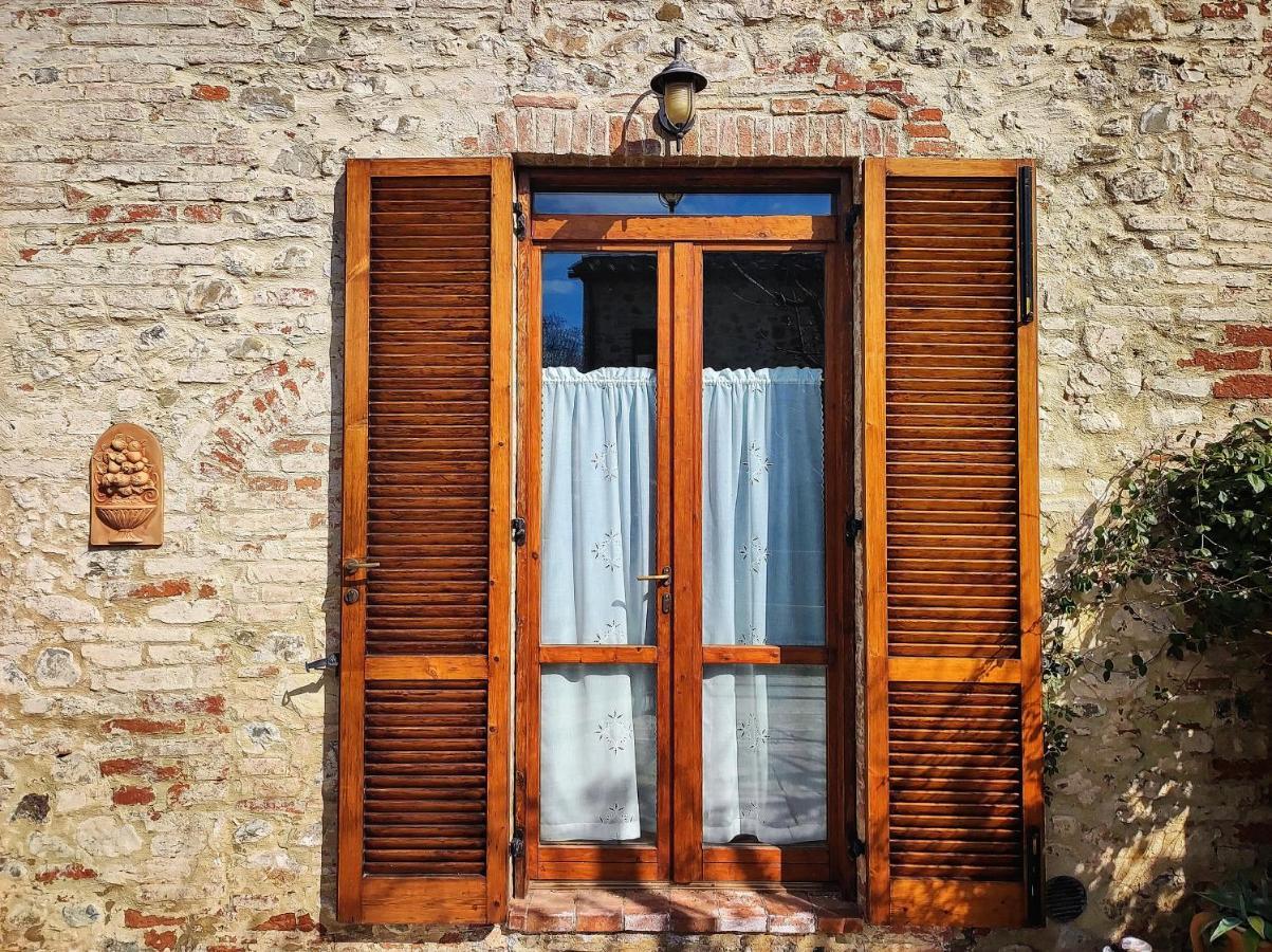 I Girasoli San Gimignano Apartments מראה חיצוני תמונה
